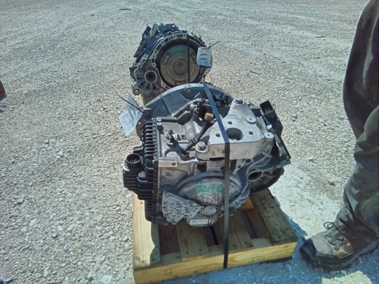 Part image 4