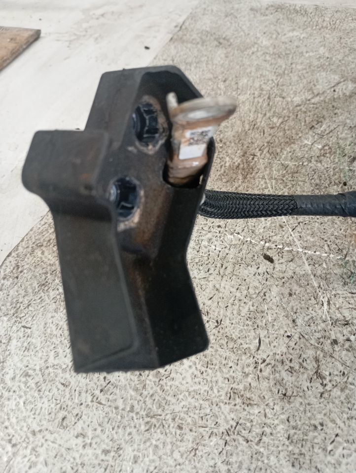 Part image 9