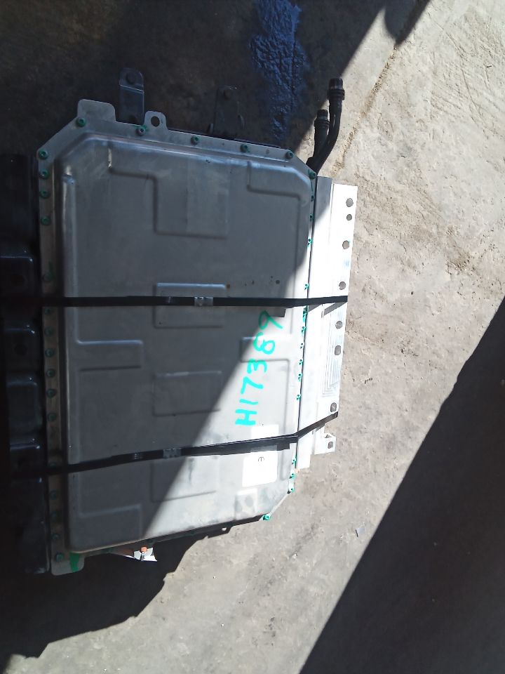 Part image 15