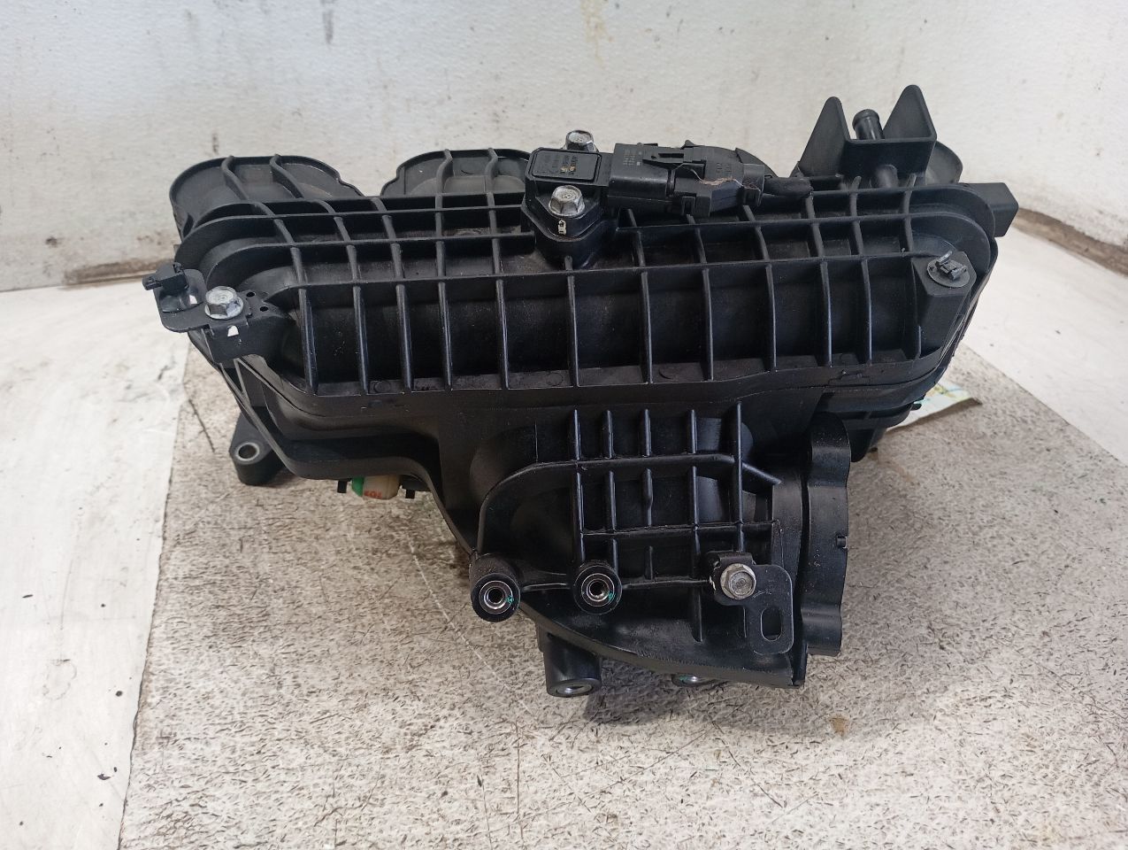 Part image 4
