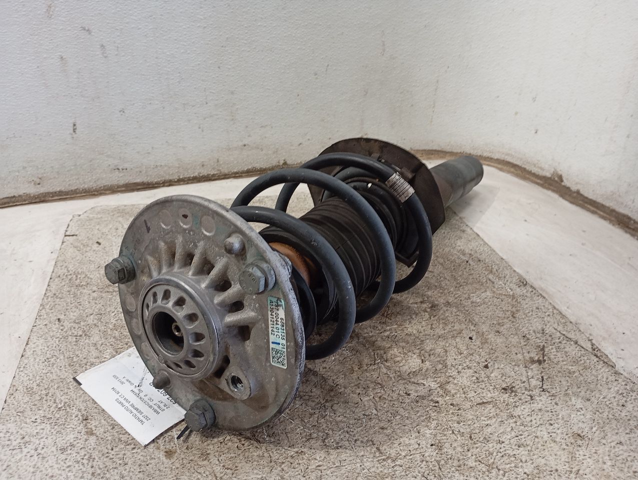 Part image 3