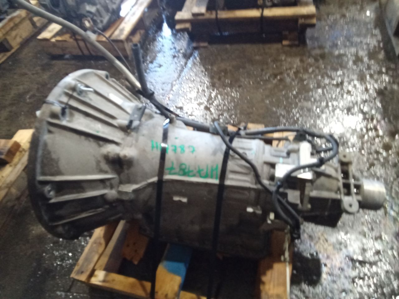 Part image 4