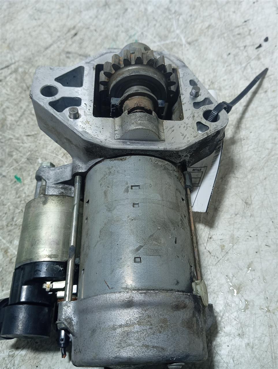 Part image 4