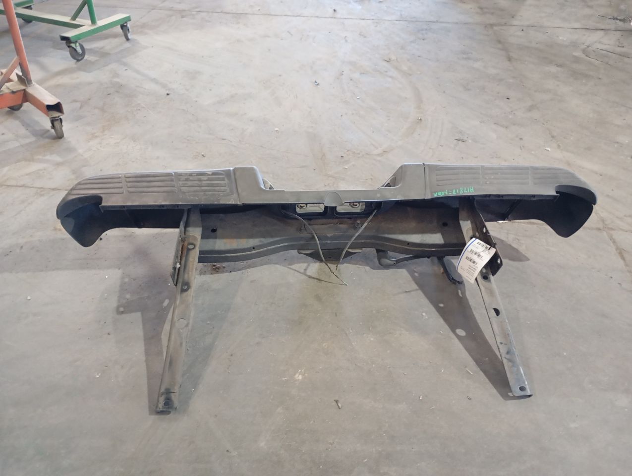 Part image 4