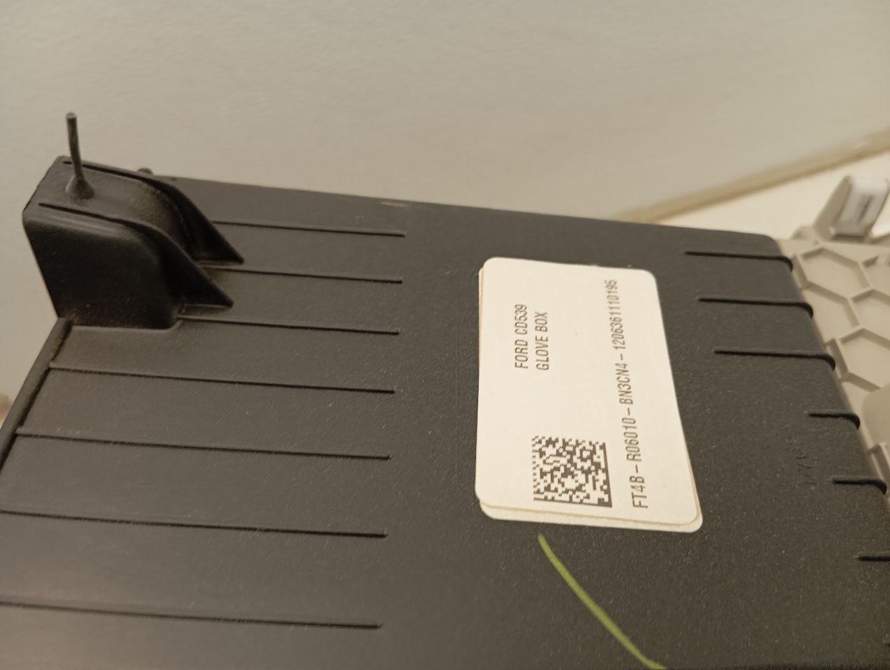 Part image 3