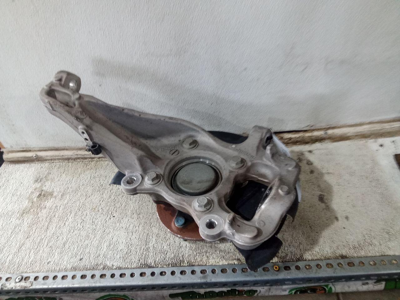 Part image 1
