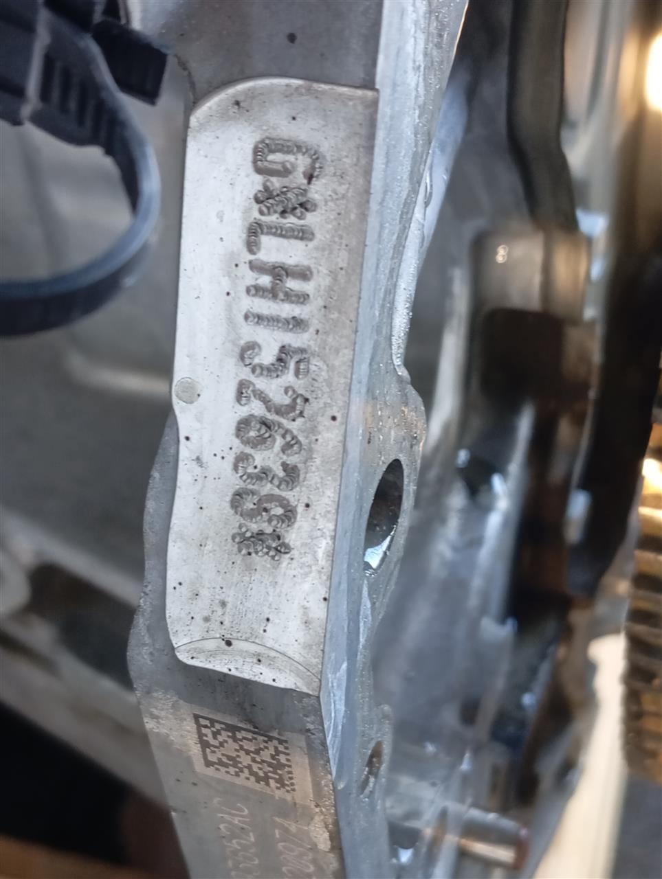 Part image 3