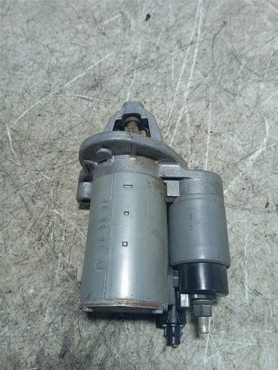 Part image 4
