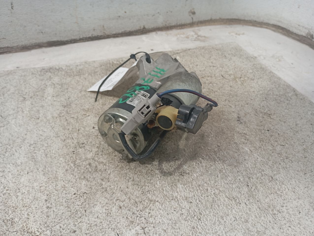 Part image 4