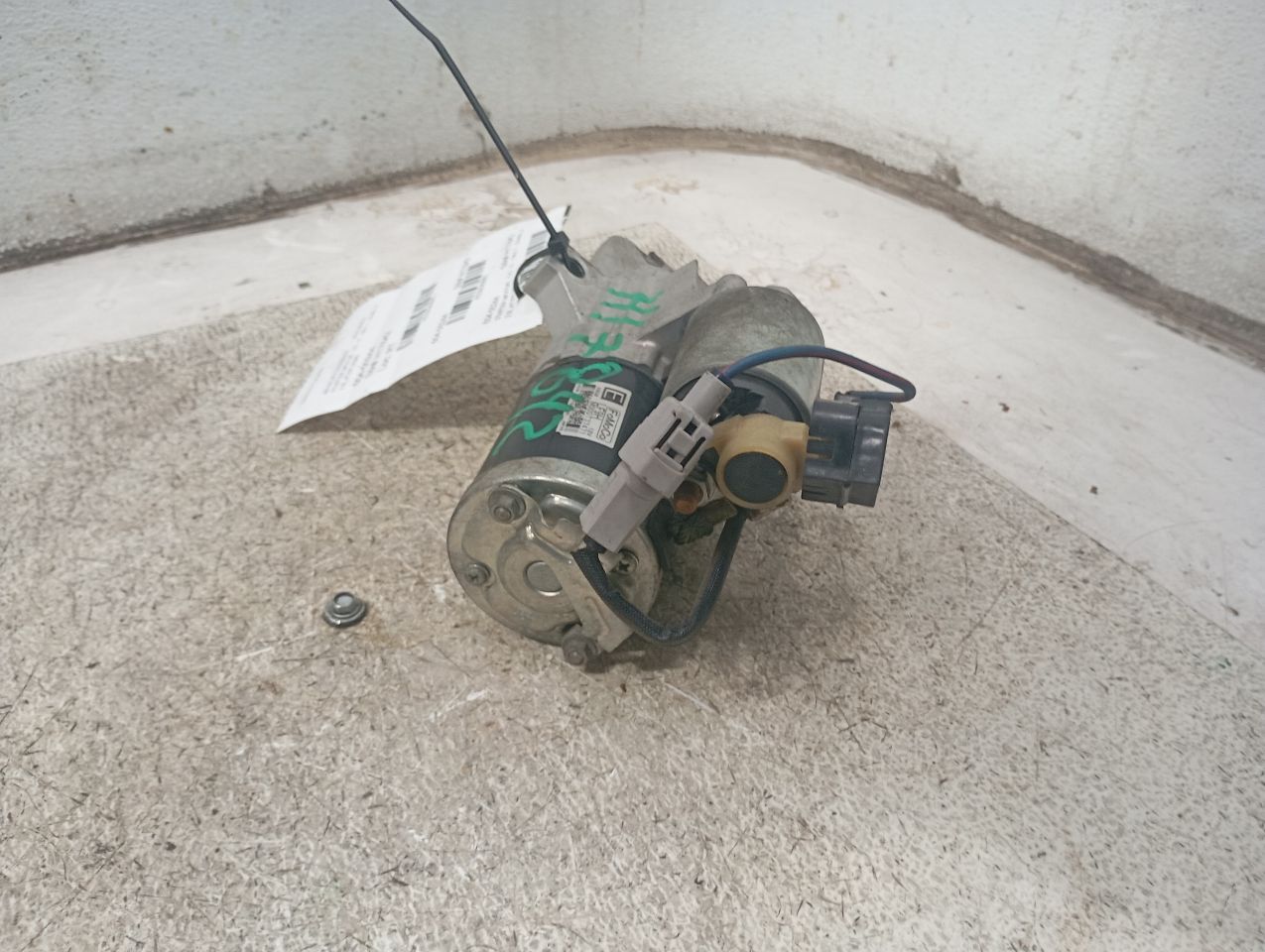 Part image 9