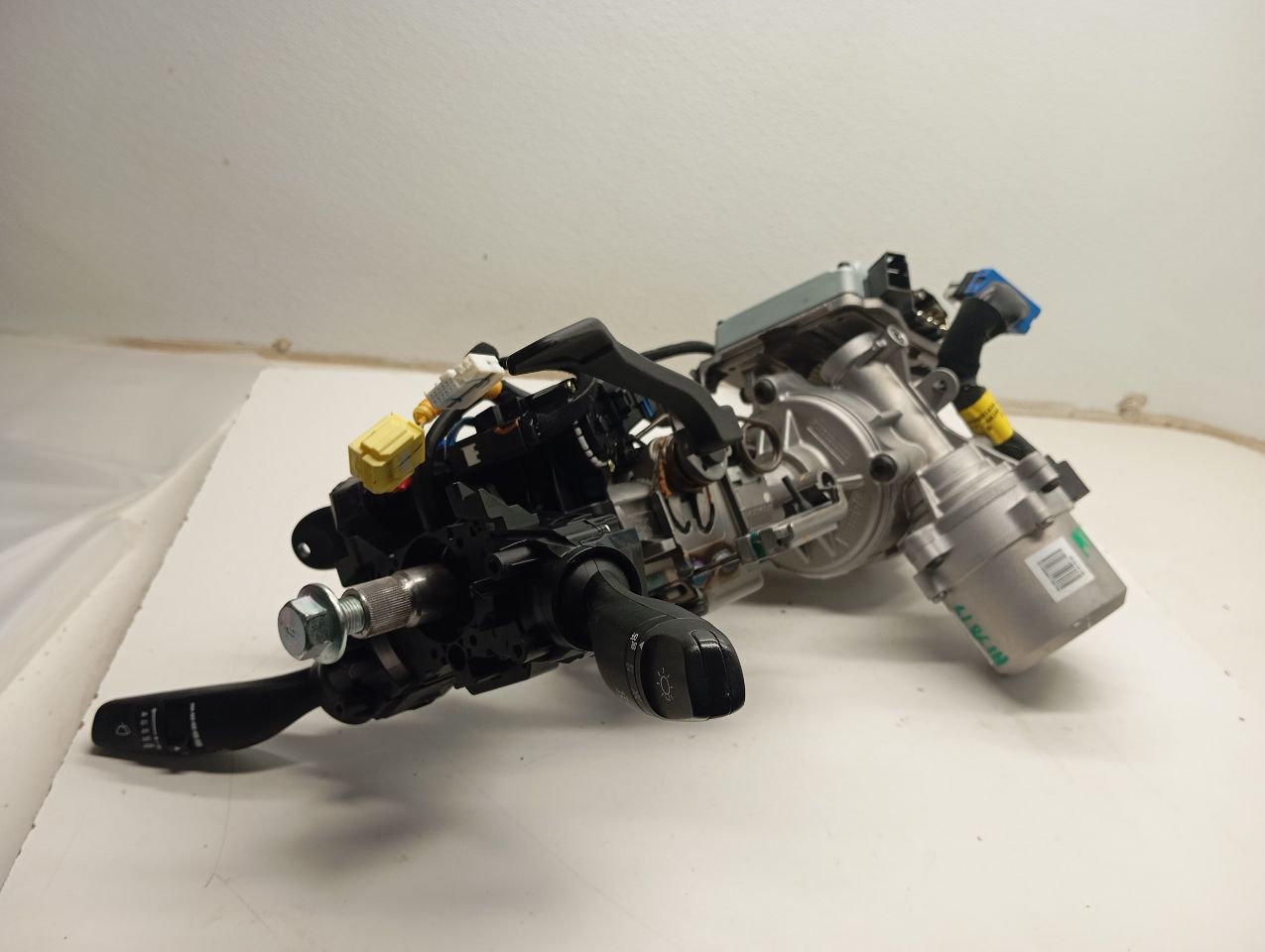 2017 Hyundai ELANTRA Steering Column