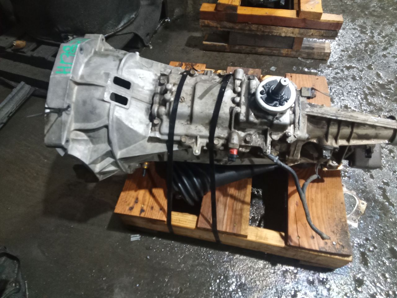 Part image 3