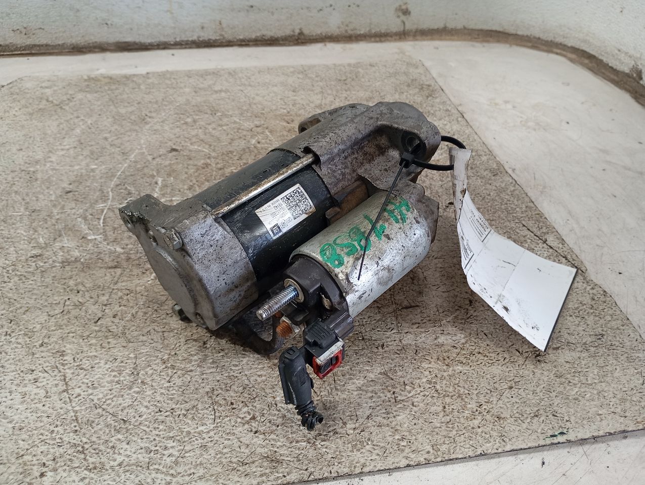 Part image 3
