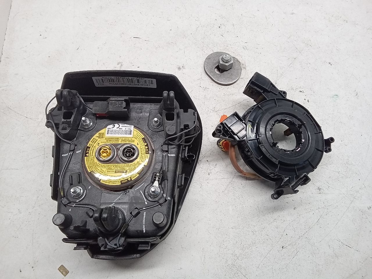 Part image 3