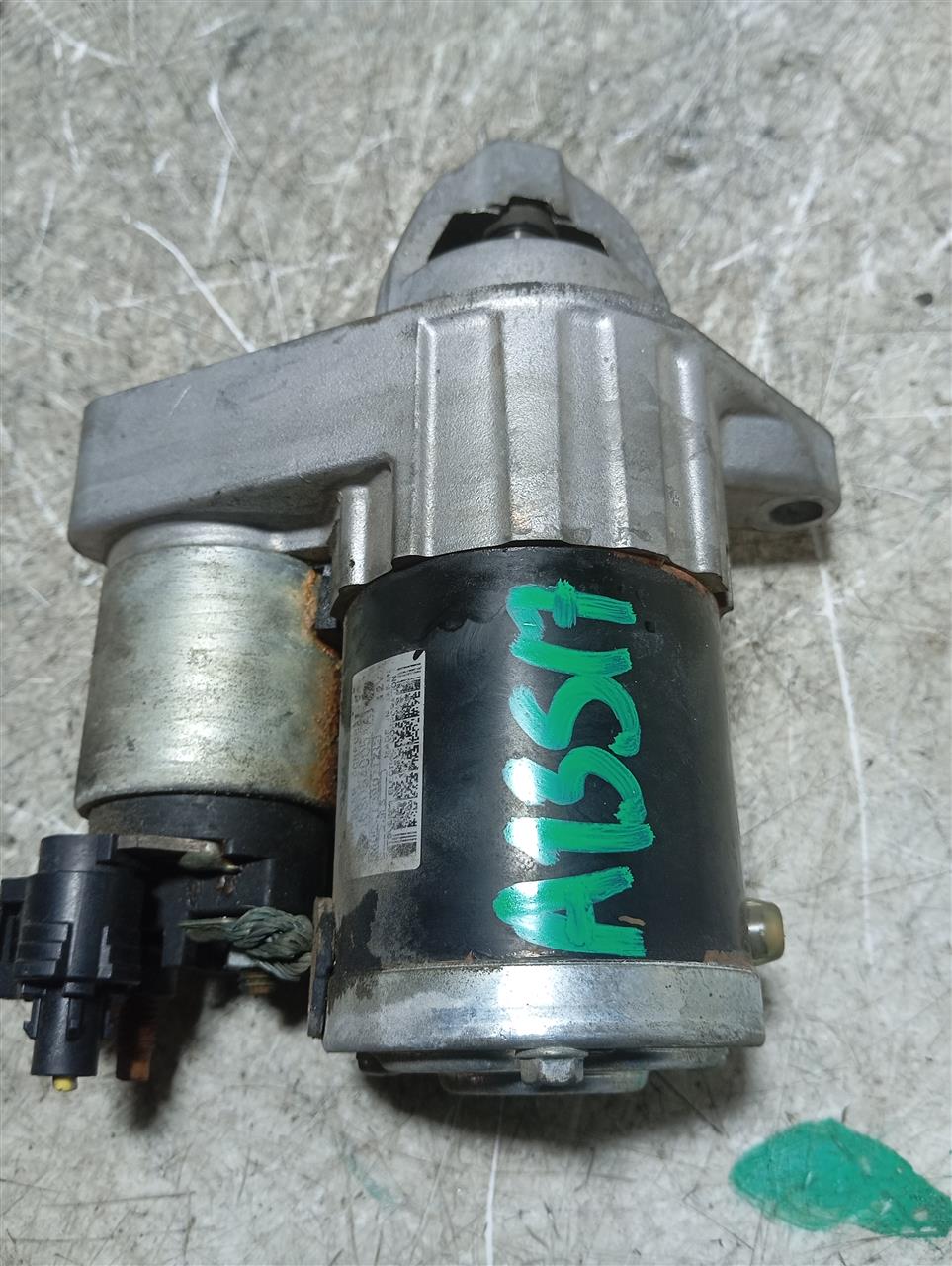 Part image 3