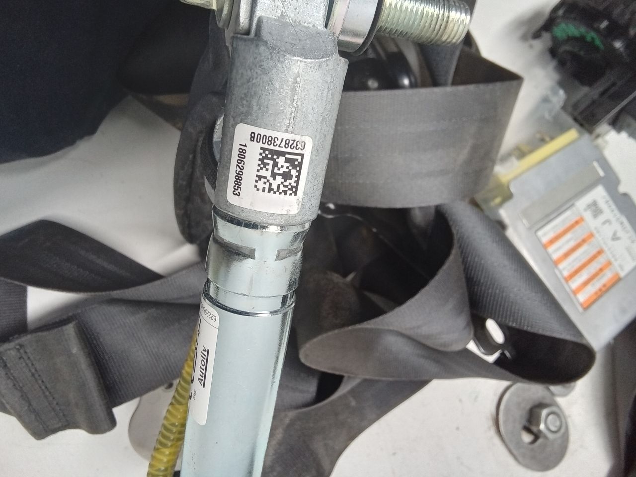 Part image 4