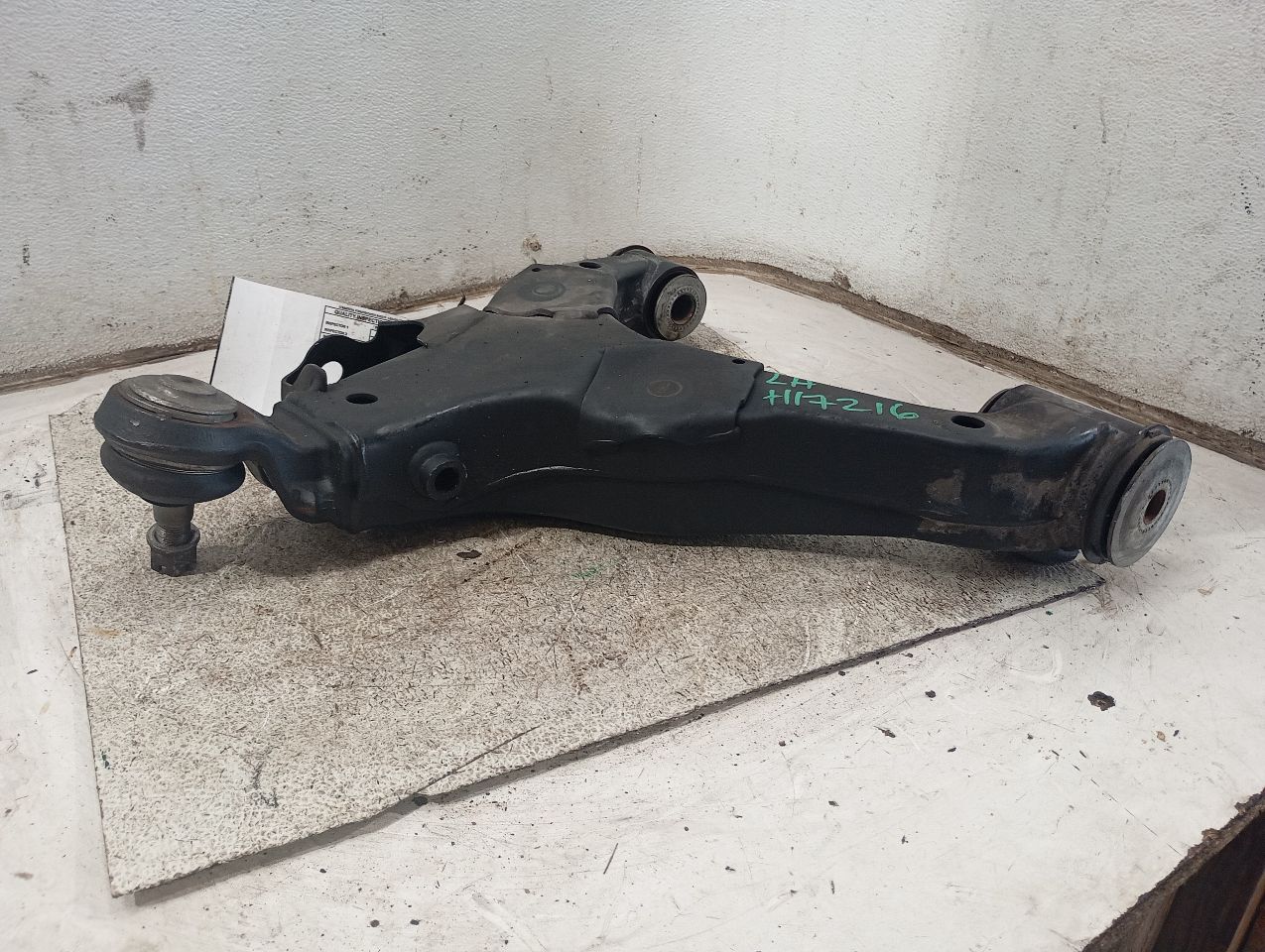 Part image 3