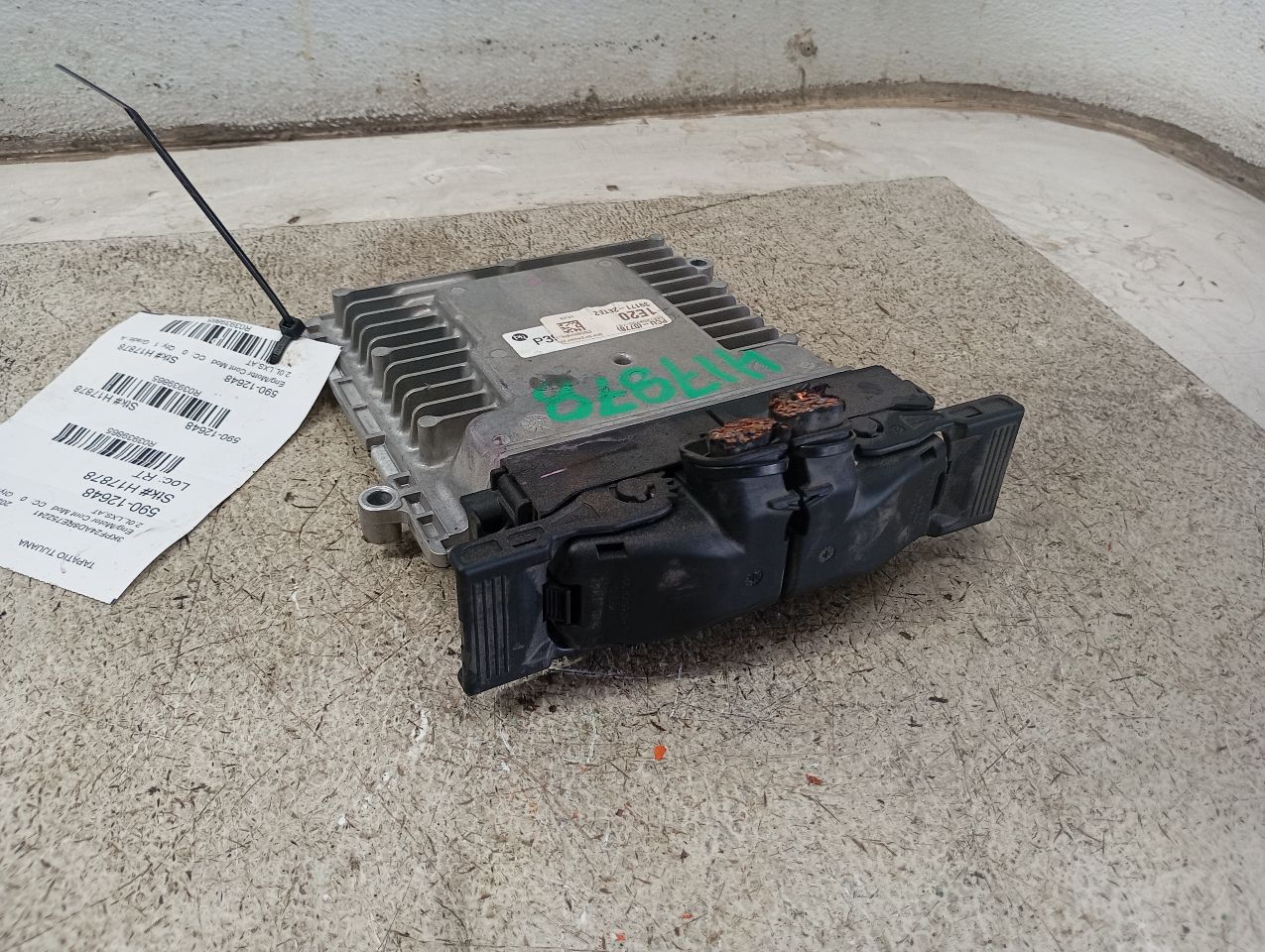 Part image 4