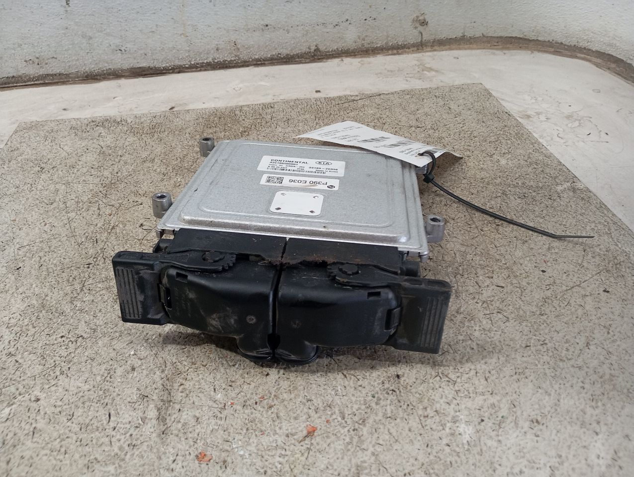 Part image 8