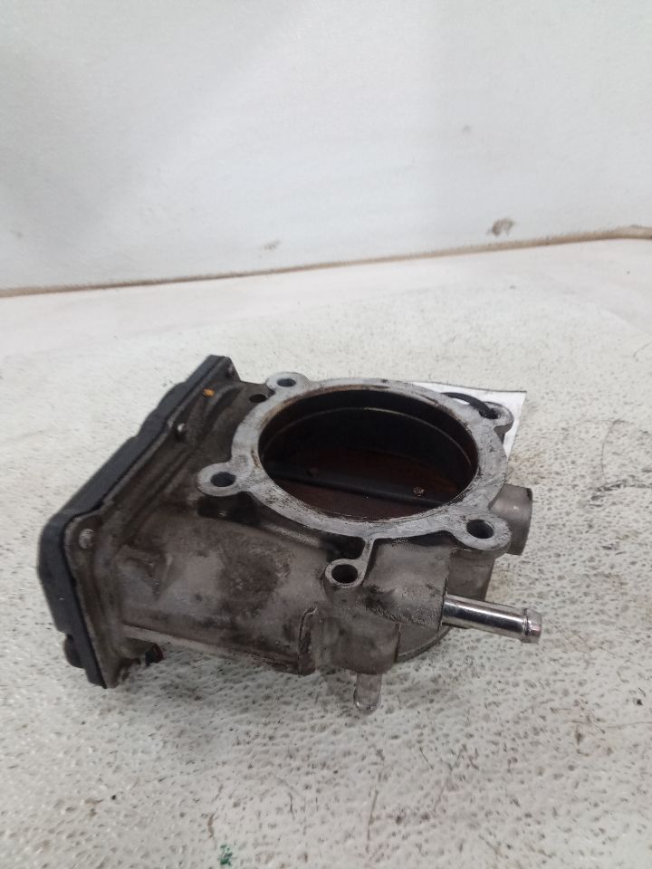 2014 Toyota TUNDRA Throttle Body Assy