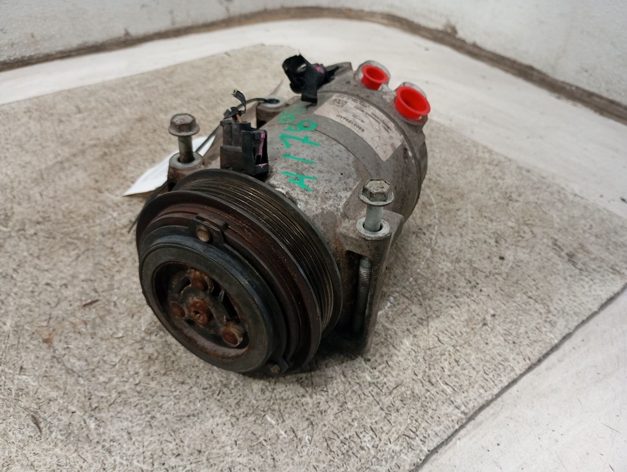 Part image 4