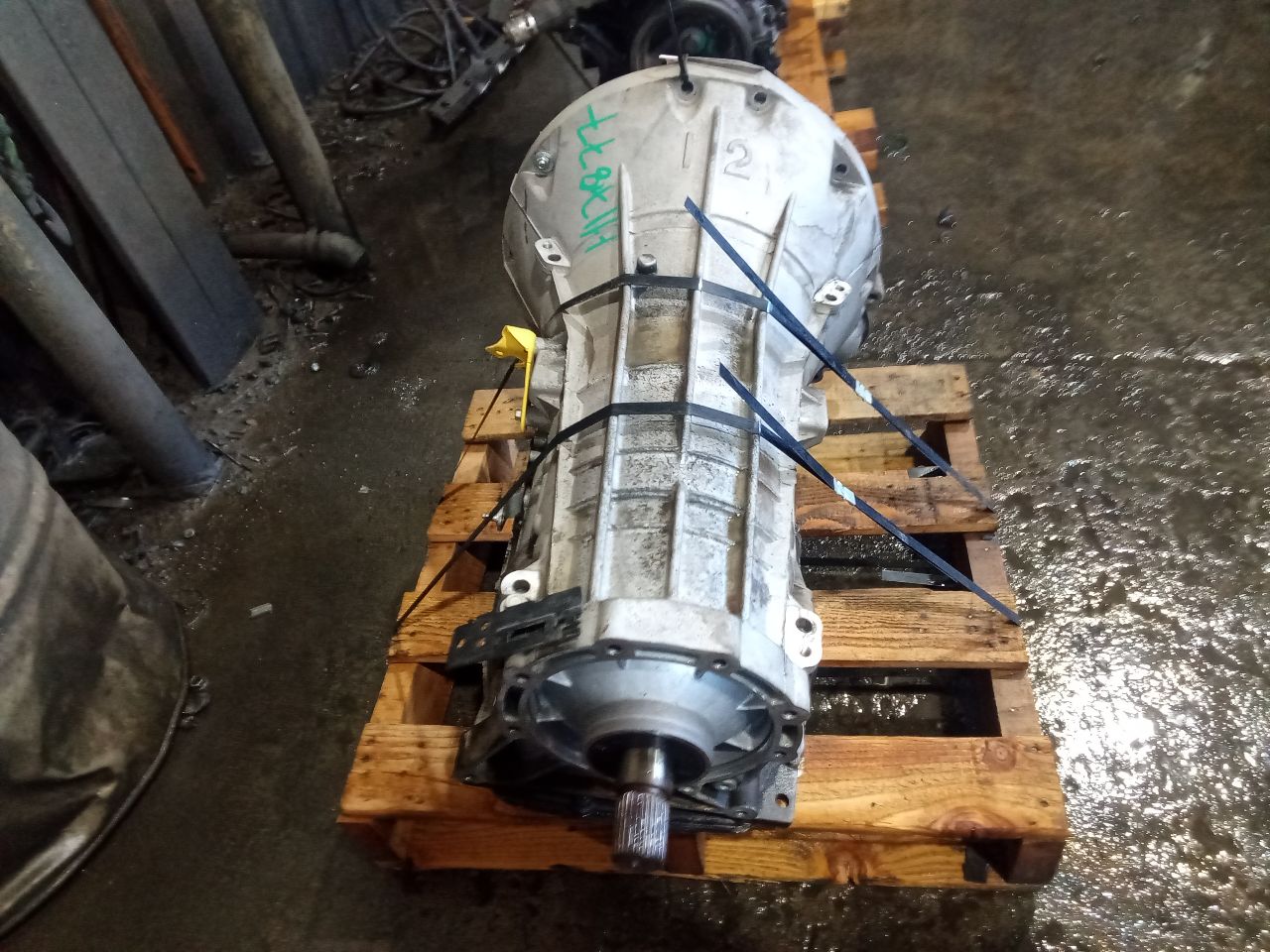 Part image 4