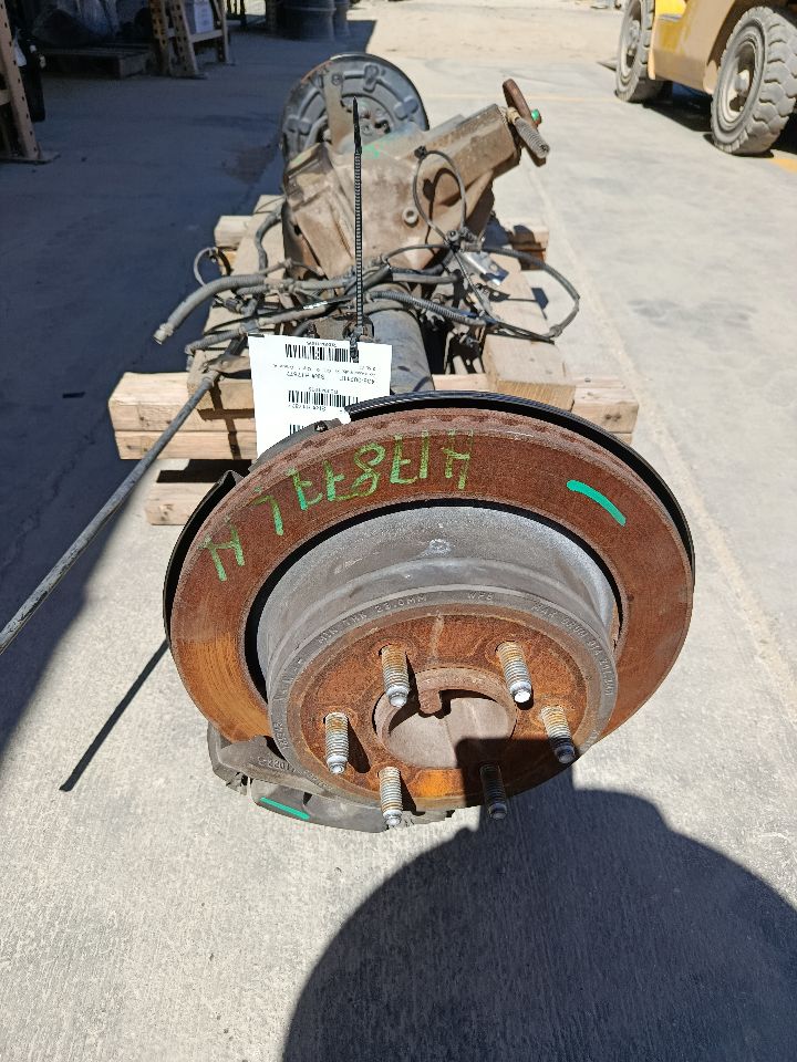 Part image 3