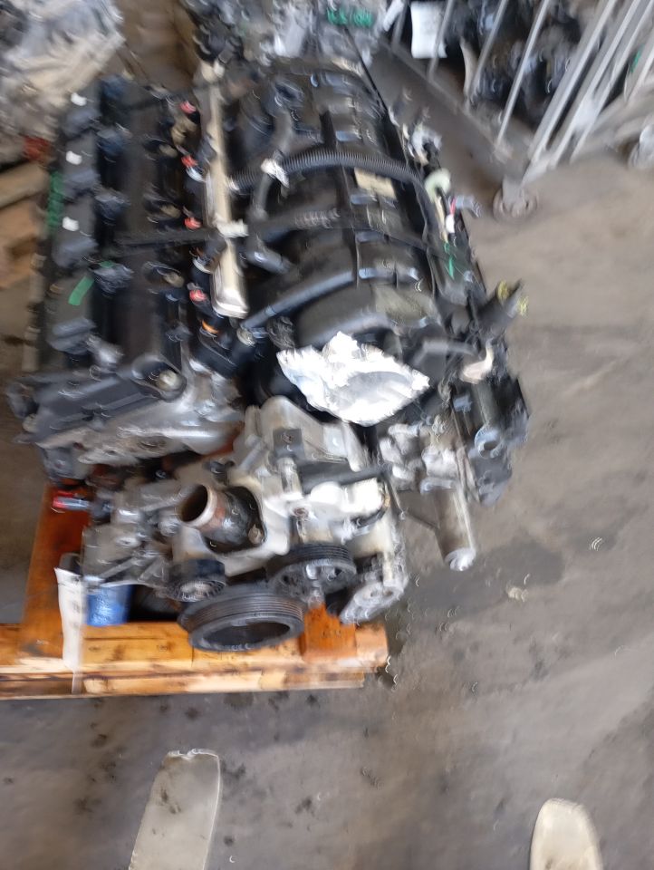 2016 Chrysler DURANGO Engine Assembly