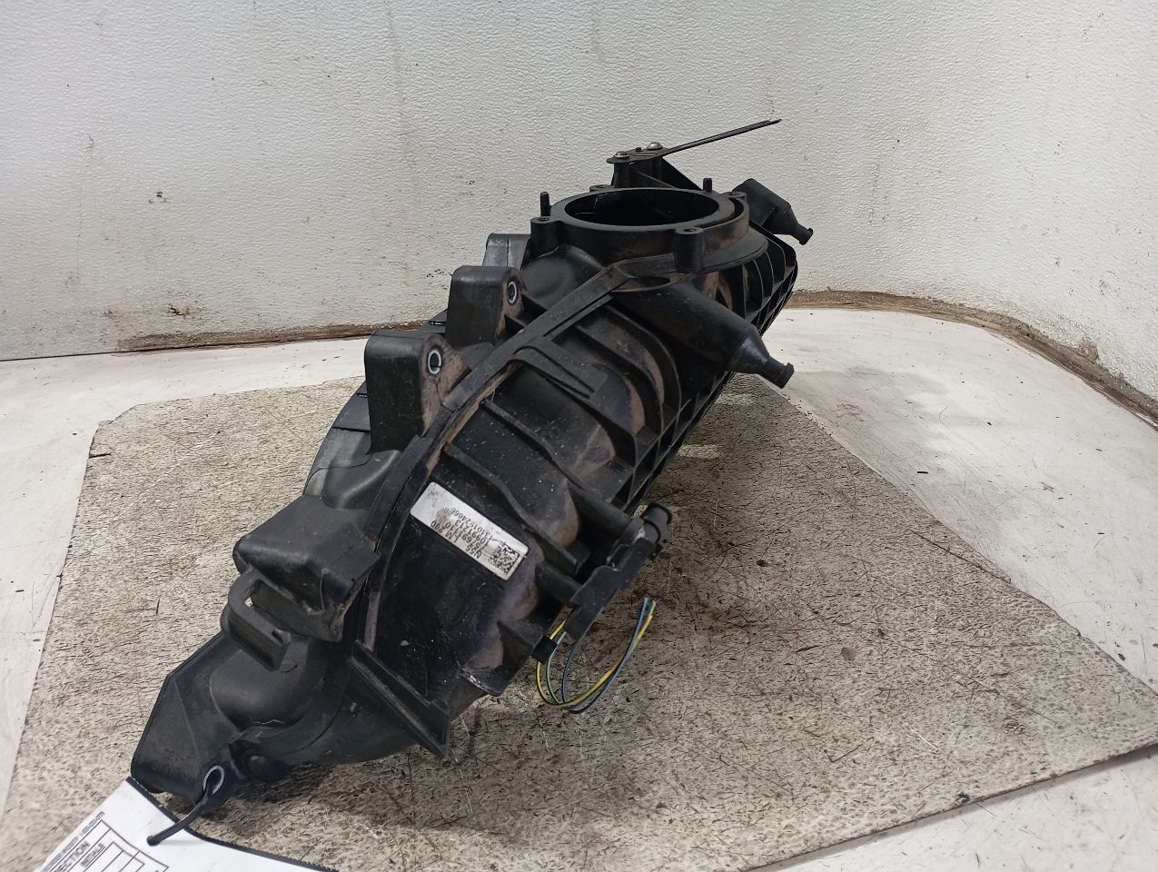 Part image 9