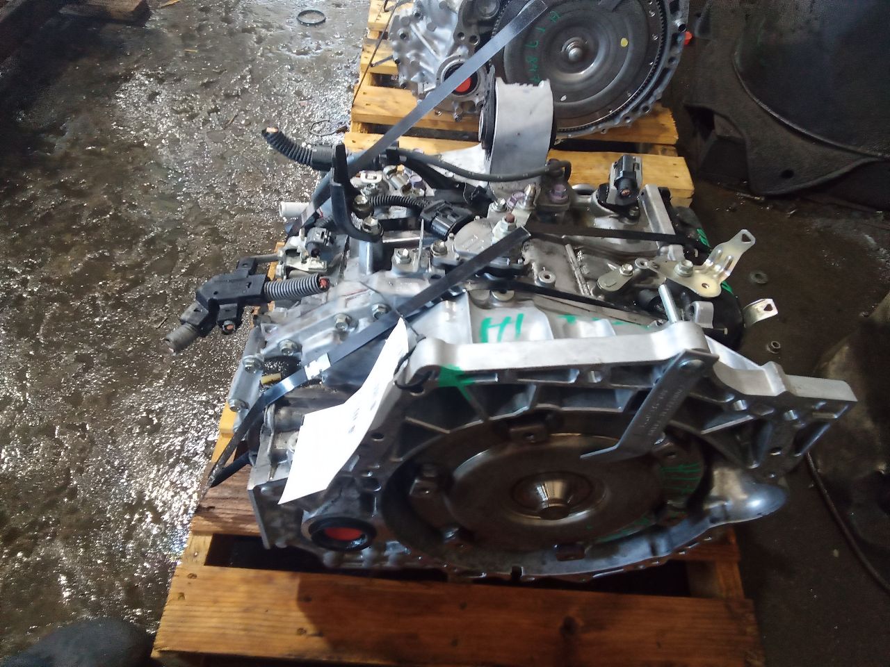 Part image 3