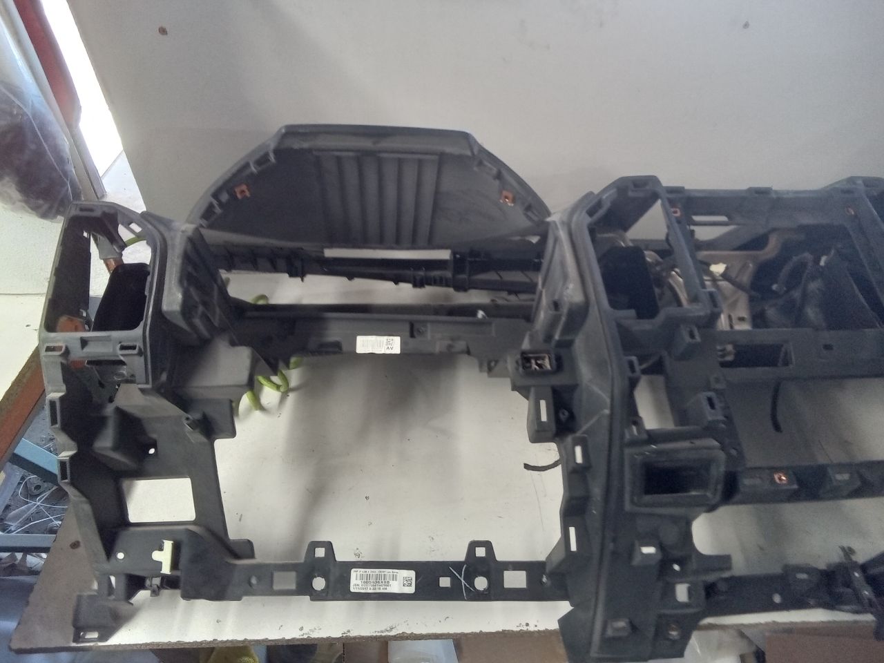 Part image 8