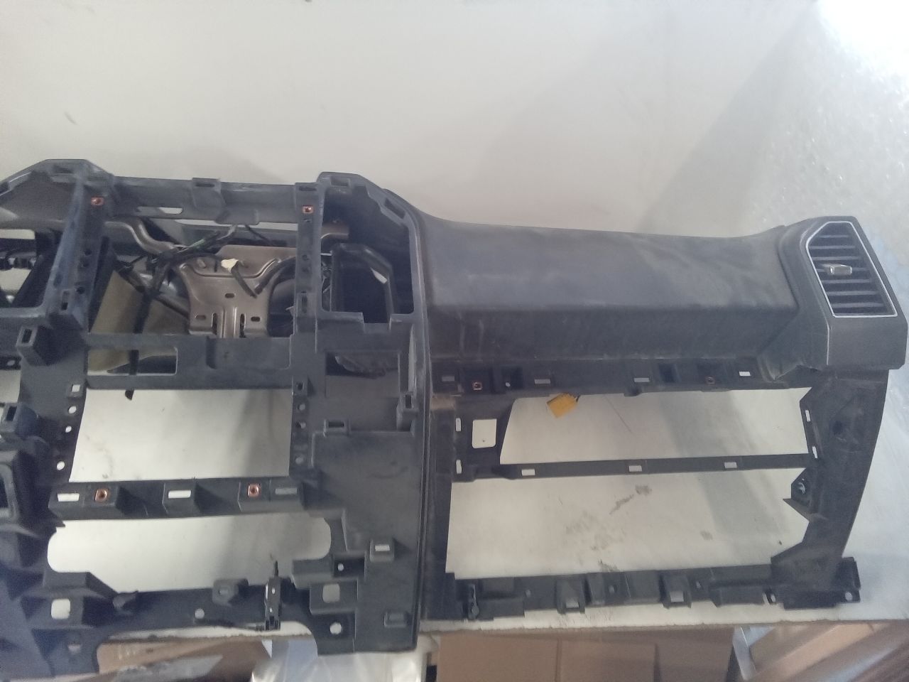 Part image 9
