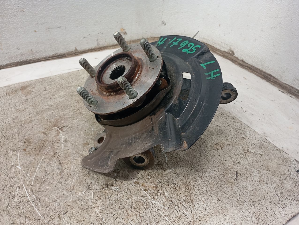Part image 3