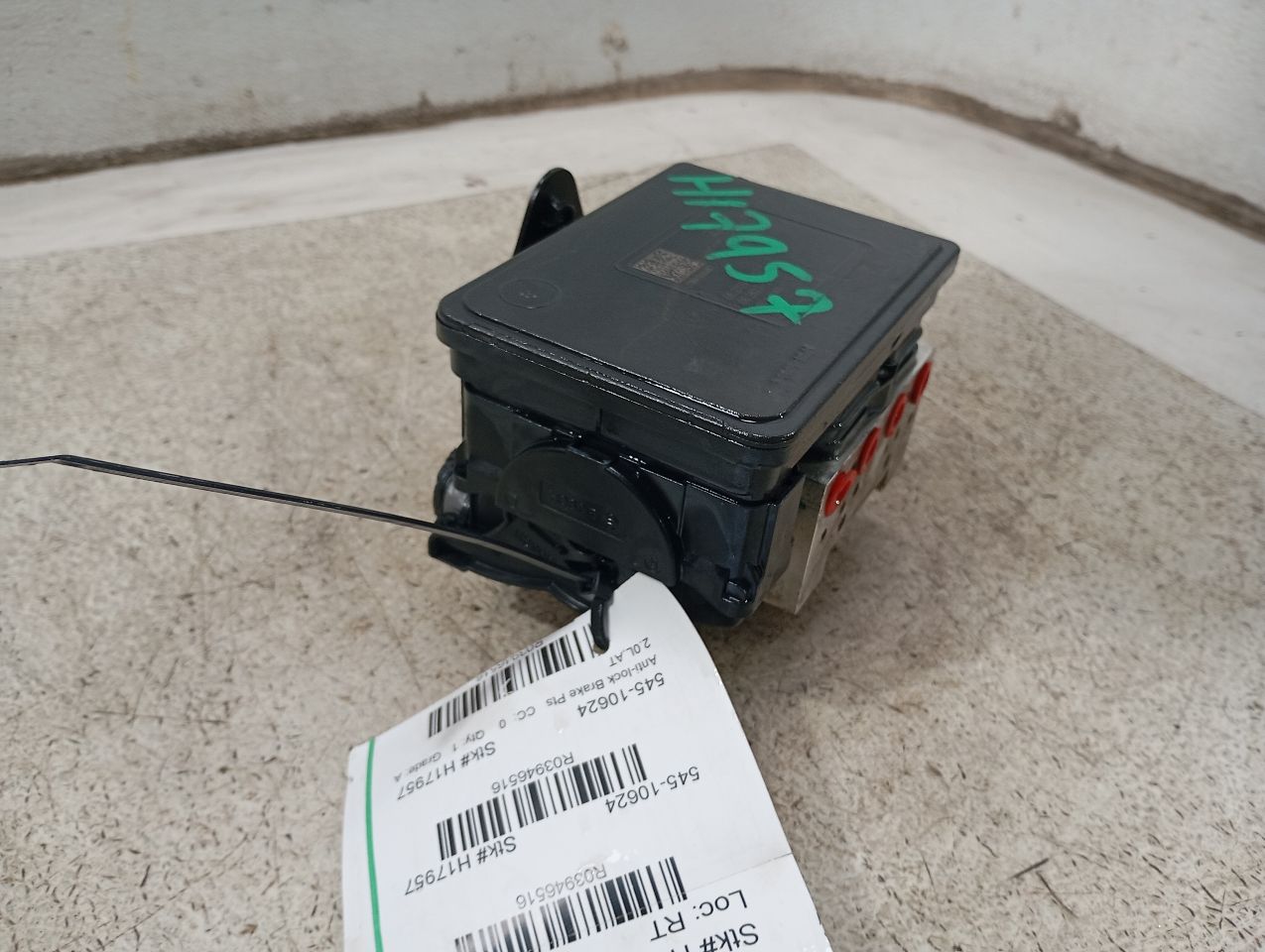 Part image 3
