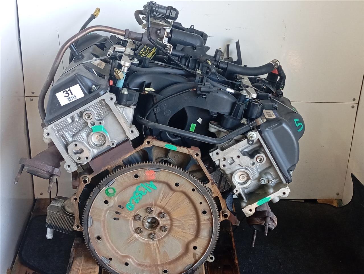 Part image 3