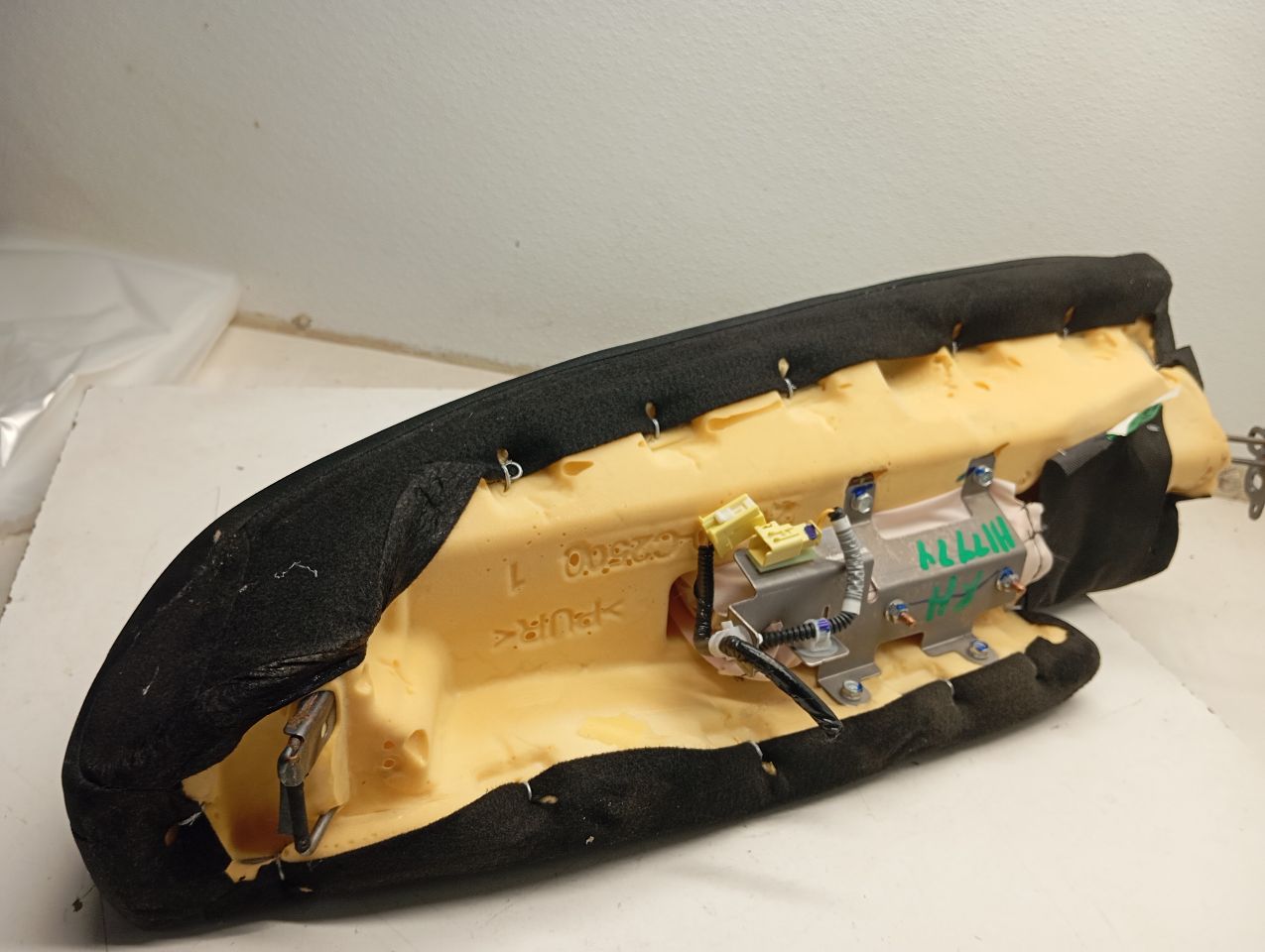 Part image 3