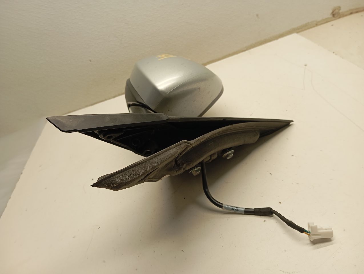 Part image 4