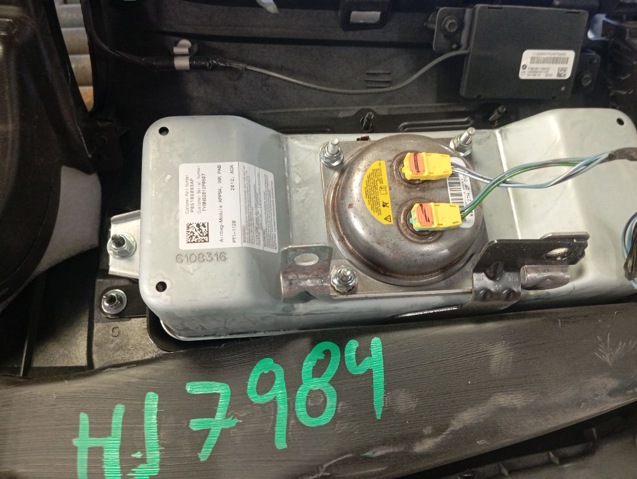 Part image 4