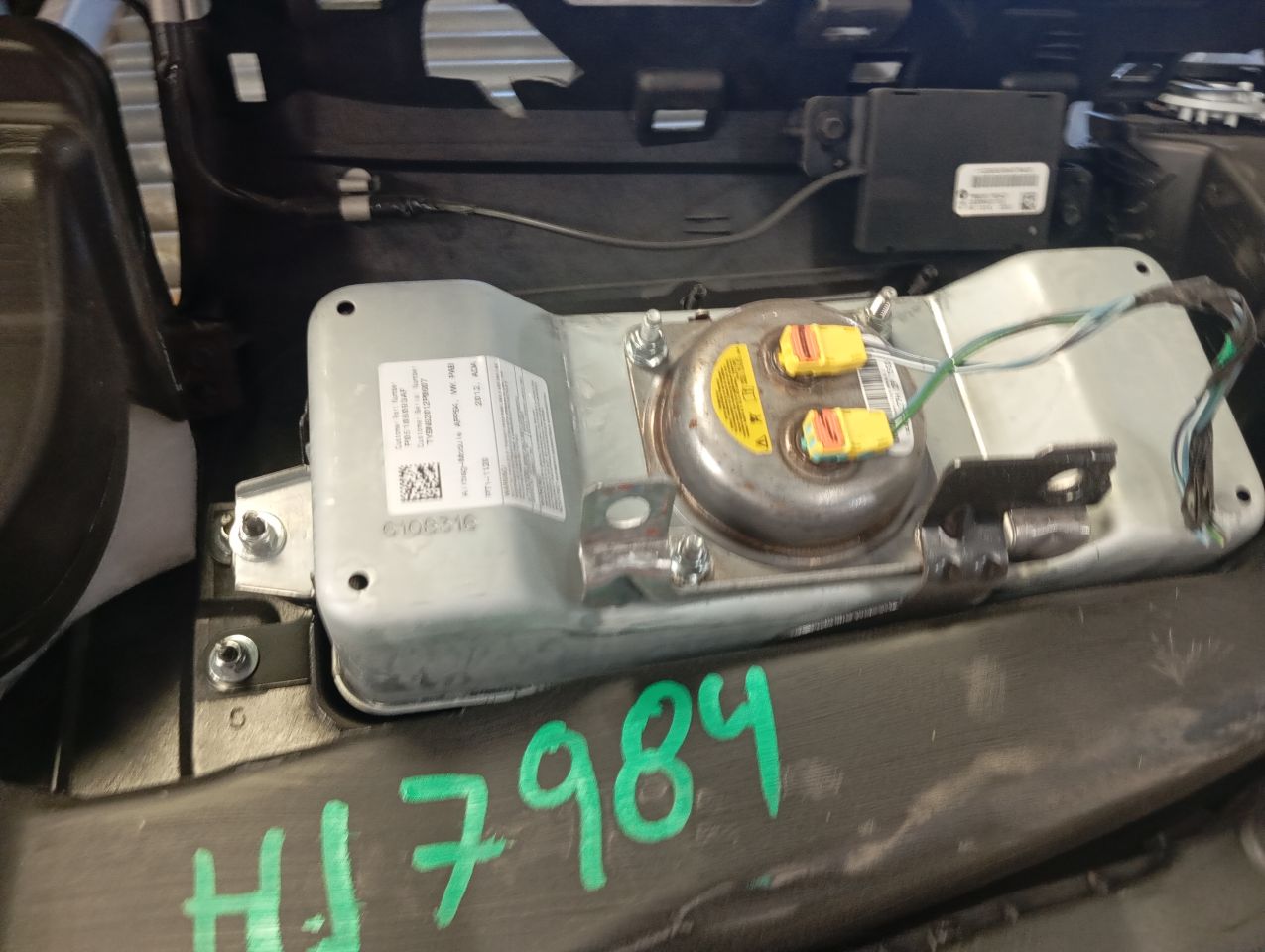 Part image 6