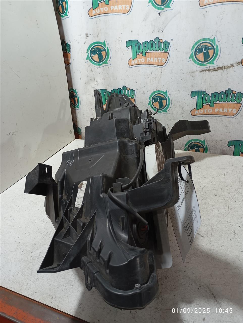 Part image 3