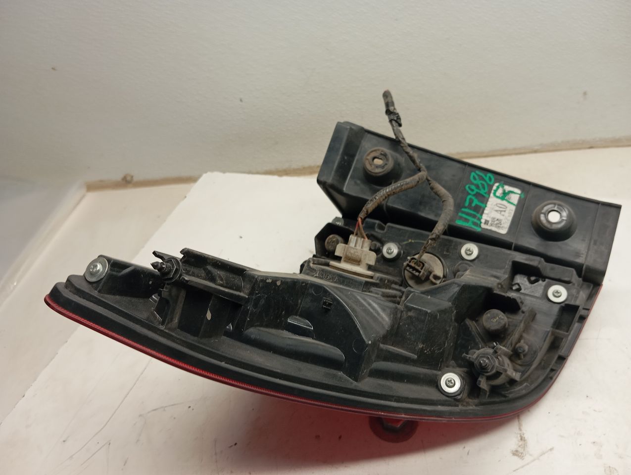 Part image 4