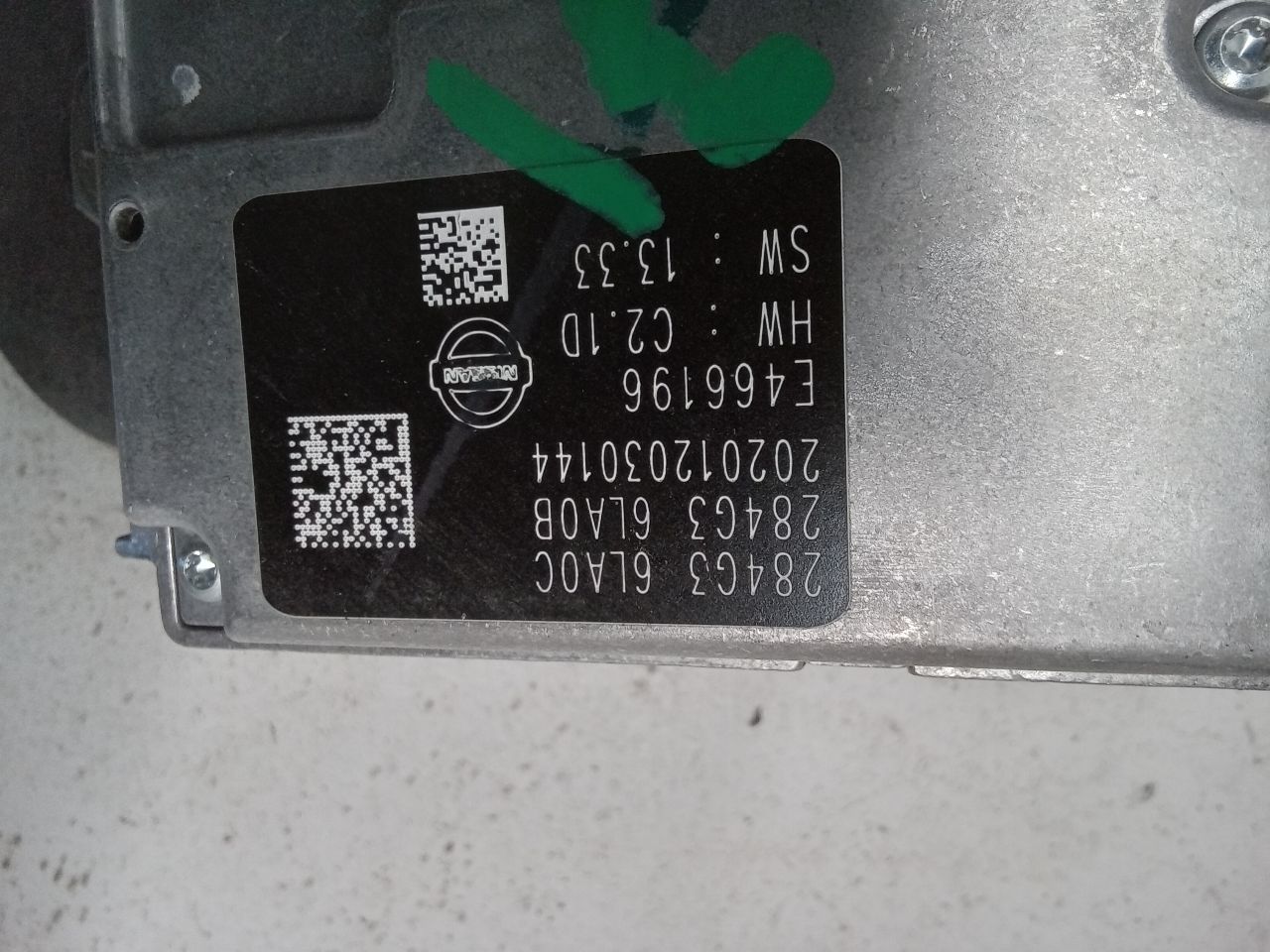 Part image 3