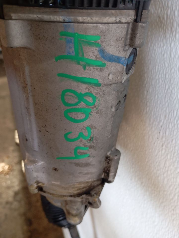 Part image 11