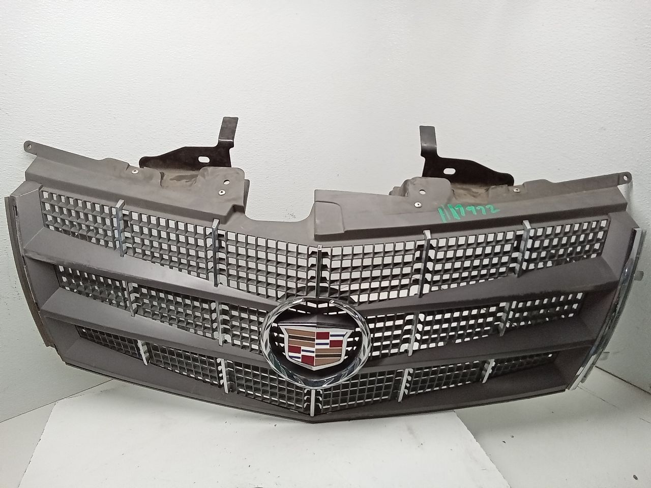 2009 General Motors CTS Grille