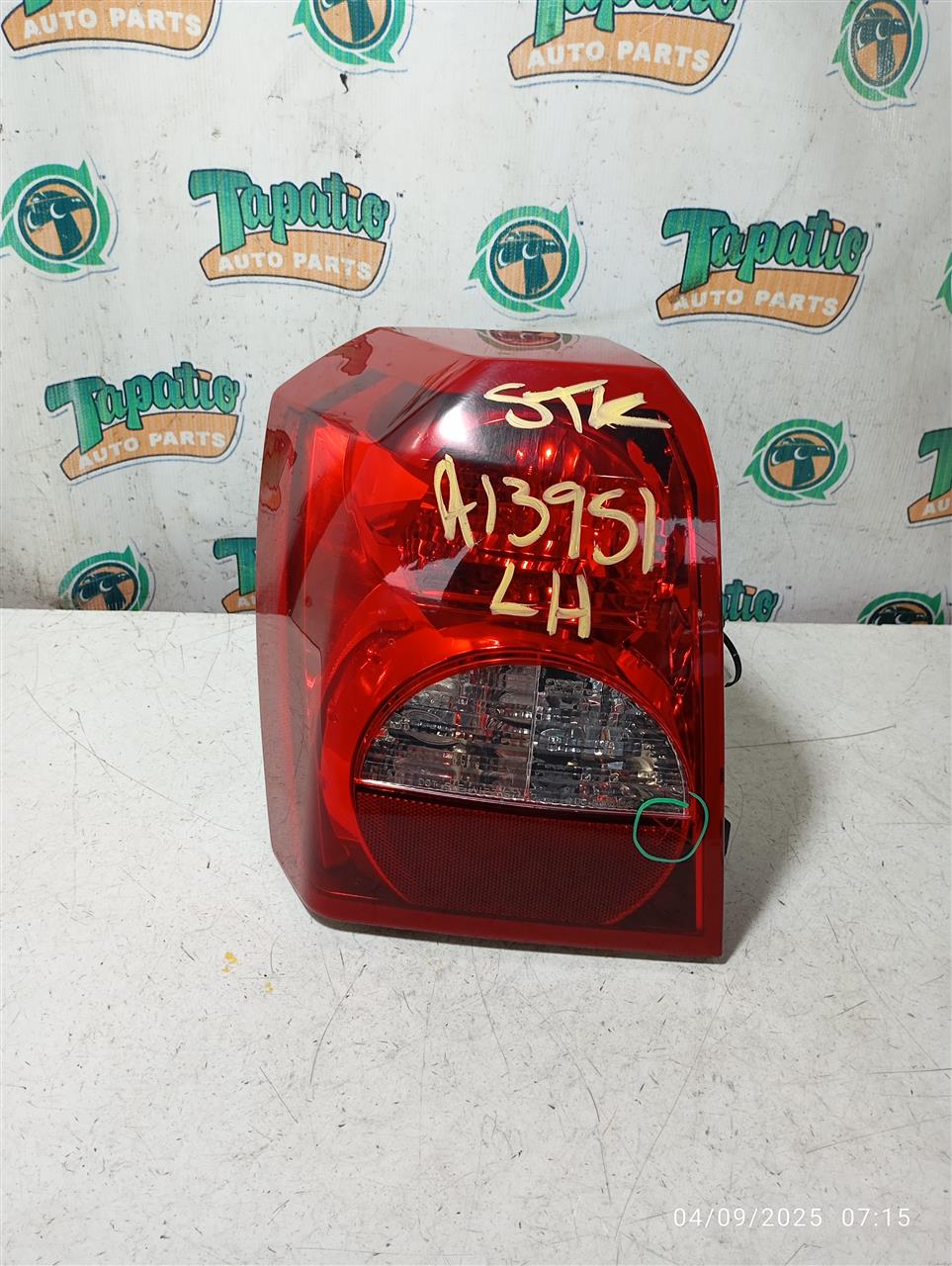 2010 Chrysler CALIBER Tail Lamp