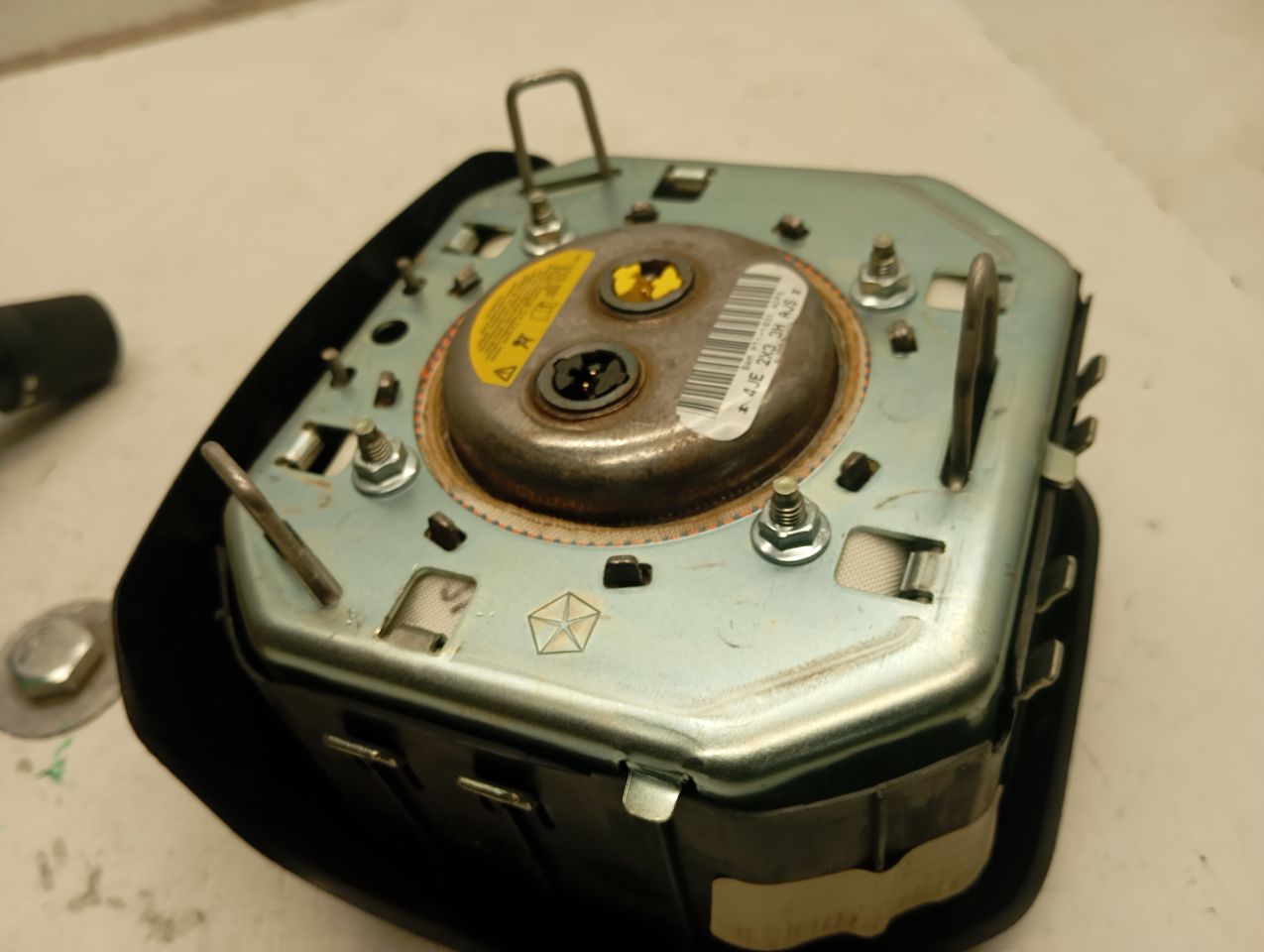 Part image 3