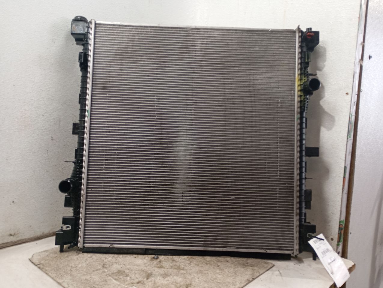 2022 Ford EXPLORER Radiators