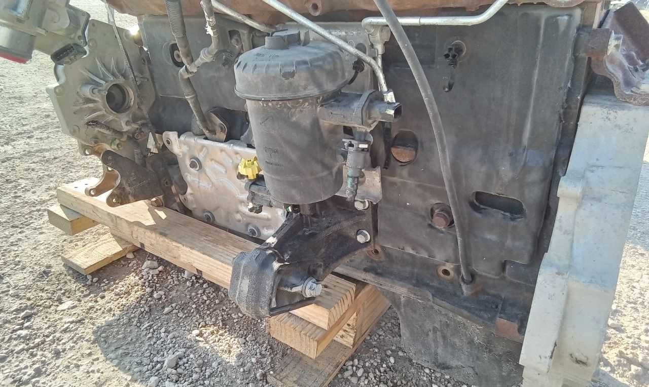 Part image 13