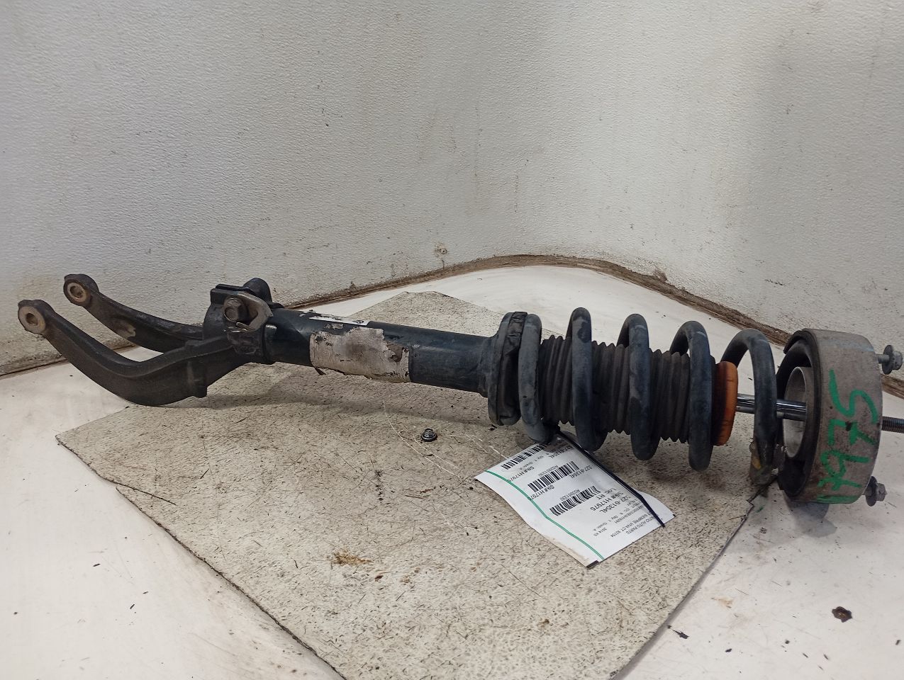 2014 BMW BMW X5 Strut