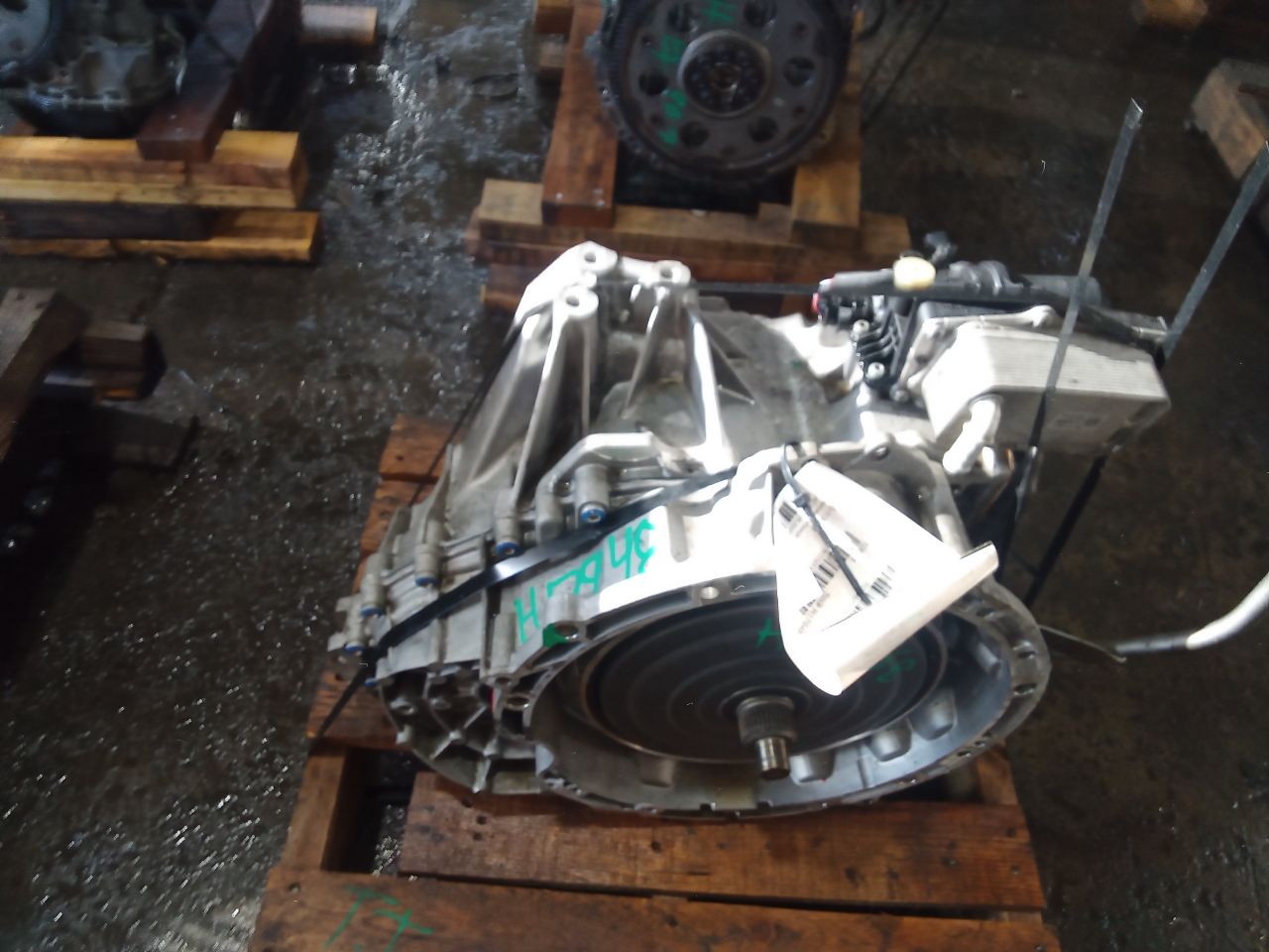Part image 3